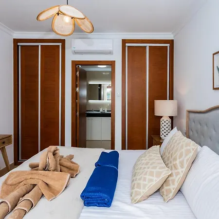 Inviting 4-bed In Playa Blanca (Lanzarote)