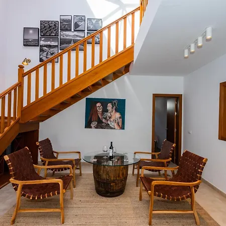 Vila Inviting 4-bed In Playa Blanca (Lanzarote)